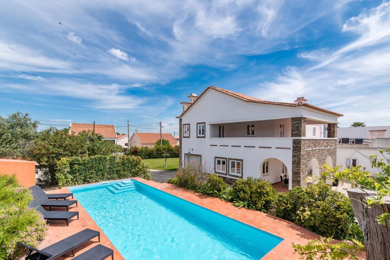 Vip House - Pool & Beach In Caparica シャルネカ エクステリア 写真