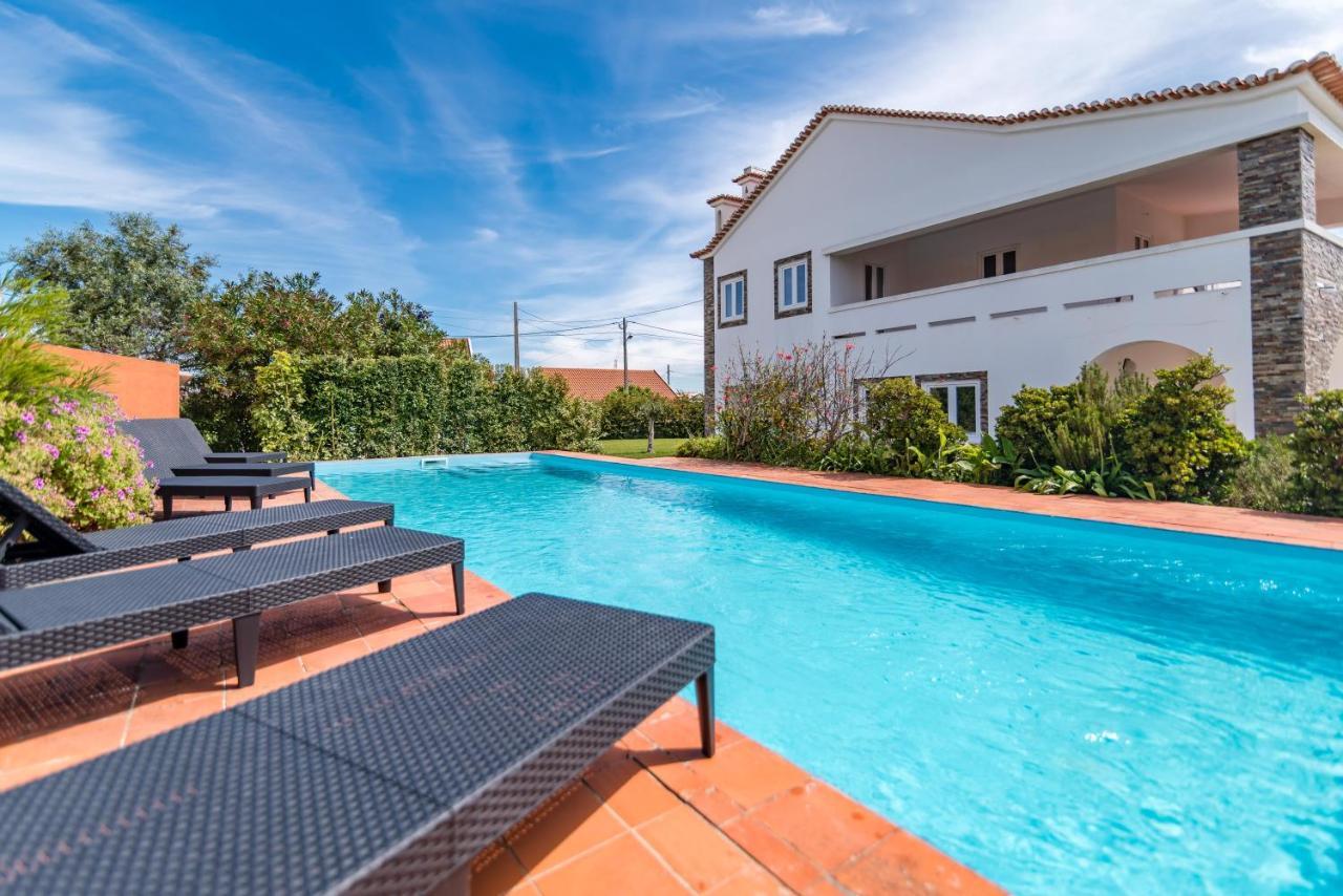Vip House - Pool & Beach In Caparica シャルネカ エクステリア 写真